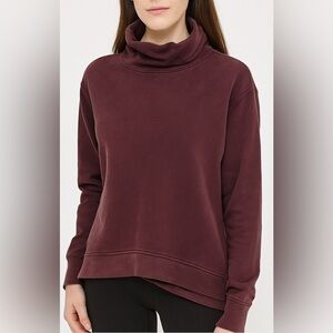 Lululemon On The Double Pullover Burgundy Size 6